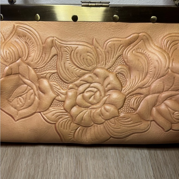 Patricia Nash Ferrara frame satchel - Picture 5 of 9